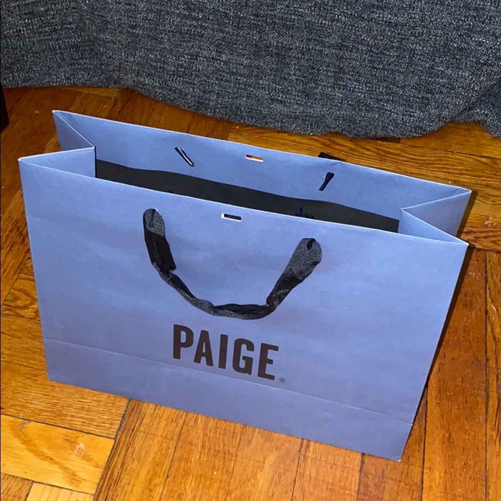 Paige collectible shopping bag